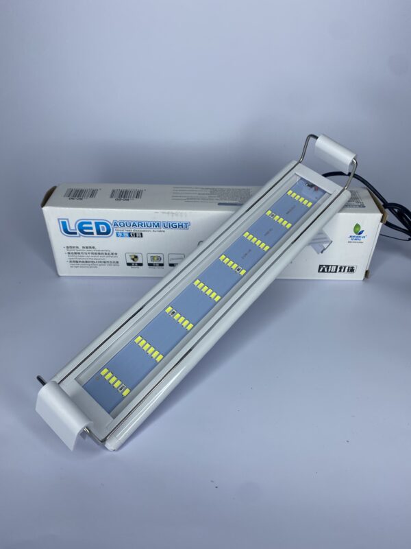 LAMPARA LED PARA PLANTADOS